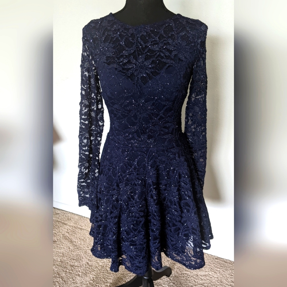 B. Darlin Navy Formal Long Sleeve Dress, junior size 7/8